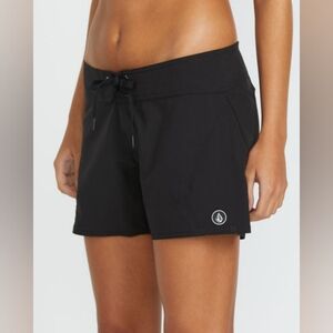 NWT Black Volcom‎ Women's Simply Solid Boardshorts